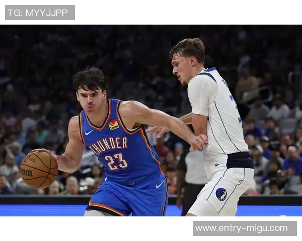 恩比德与戴维斯对决解析：谁能在NBA赛场上称霸内线之王